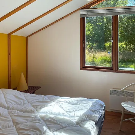 Дом отдыха 2 Bedroom Awesome In *