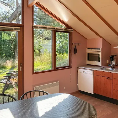 2 Bedroom Awesome In