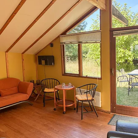 2 Bedroom Awesome In 別荘 Dannemare