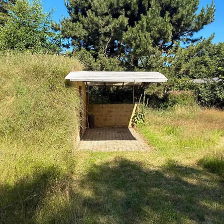 Дом отдыха 2 Bedroom Awesome In *