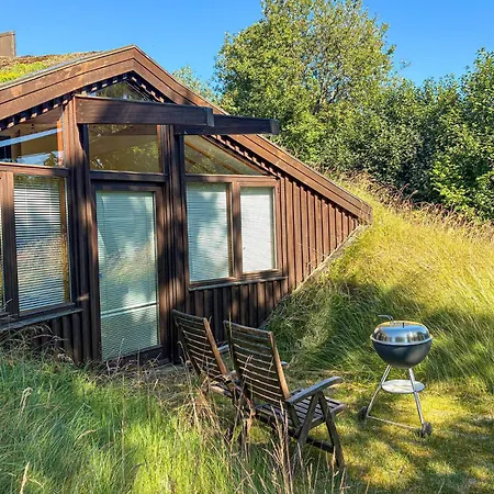 2 Bedroom Awesome In *