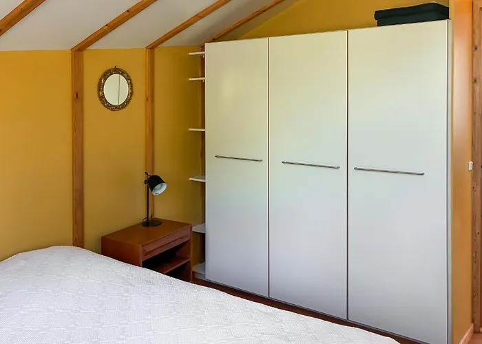 2 Bedroom Awesome In Дом отдыха