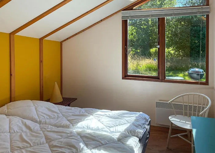 Дом отдыха 2 Bedroom Awesome In *