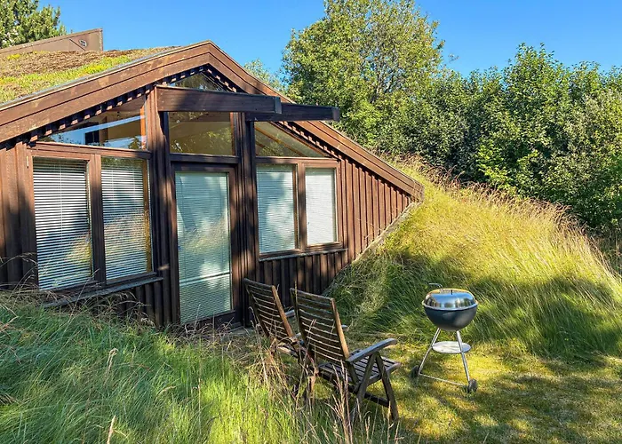 2 Bedroom Awesome In *
